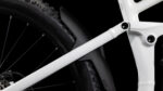 Cube Stereo Hybrid ONE44 EXC 800 metallicwhite´n´black – Bild 4